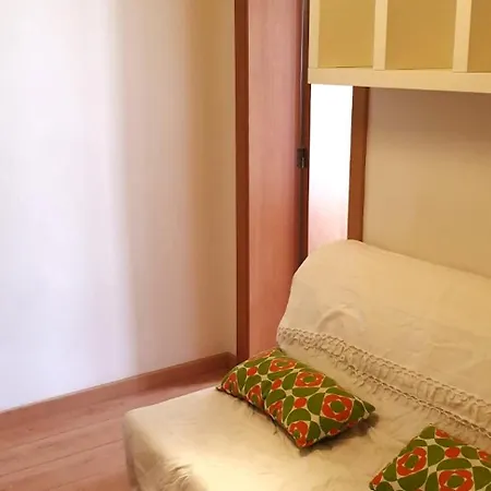 Homely Flat With Patio Near Airport - Oha Ii * Lisboa